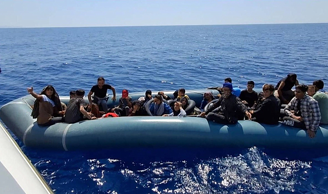 Ayvacık açıklarında 27 kaçak göçmen kurtarıldı