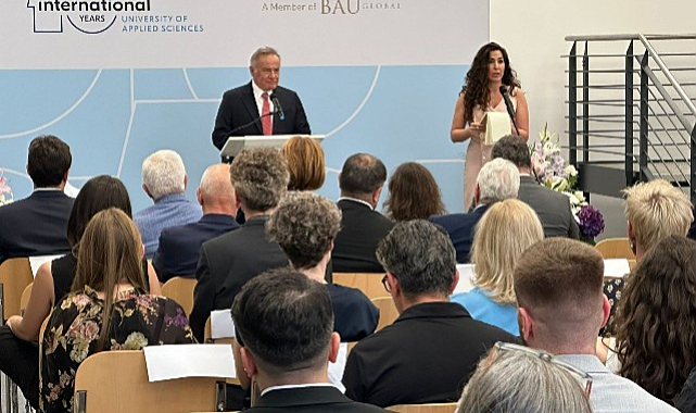 Berlin International Üniversitesi'nden 10'uncu yılına özel görkemli kutlama