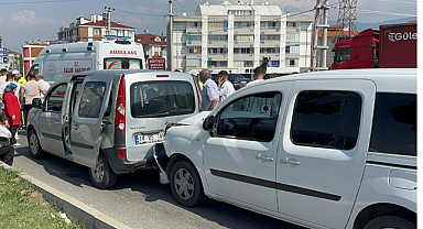 Bolu'da ani fren konvoydaki araçları birbirine kattı