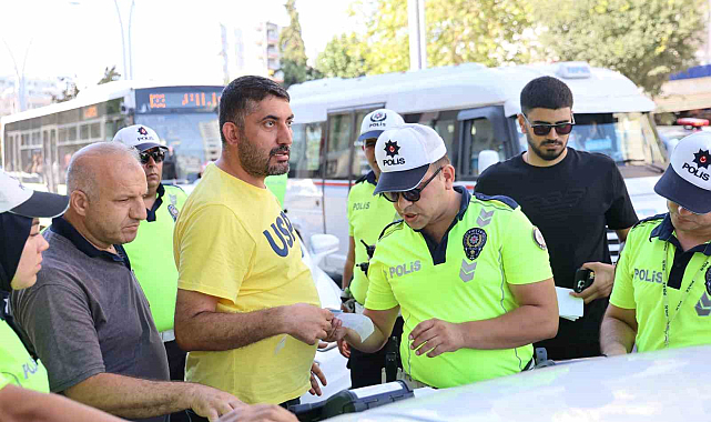 Ceza yiyen sürücü 'Taklacı güvercin' oldu