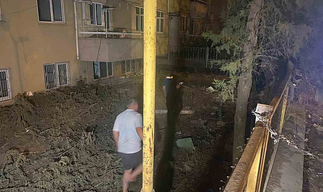 Depremzede vatandaşın ev eşyaları çalındı