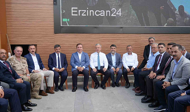 Erzincan'da bin kişiye aşure ikramı