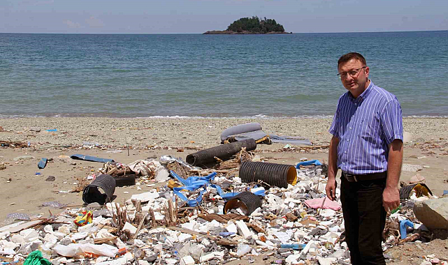 Giresun Adası manzaralı çöplük