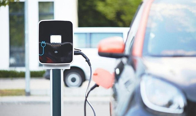 Hangi araç bataryasını kaç TL'ye dolduracak?