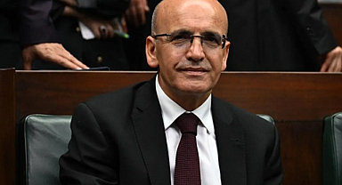 Hazine ve Maliye Bakanı Mehmet Şimşek yapay zekaya hazırlığın çok önemli olduğunu söyledi