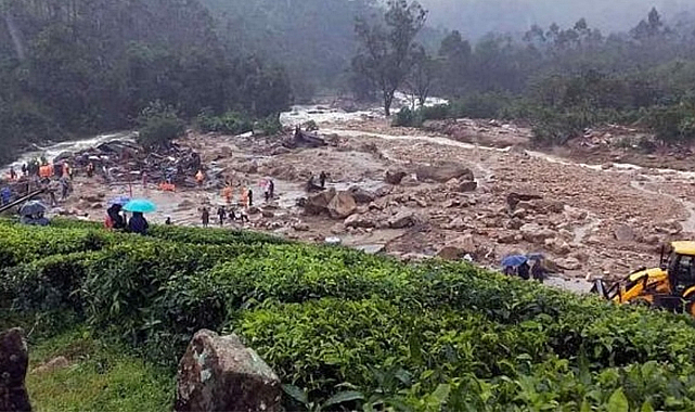 Hindistan'ın Kerala eyaletinde heyelan felaketinde yaşamını yitirenlerin sayısı artıyor