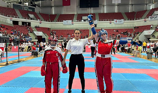 İlkadım Belediyespor Kick Boks Takımı Konya'dan zaferle döndü