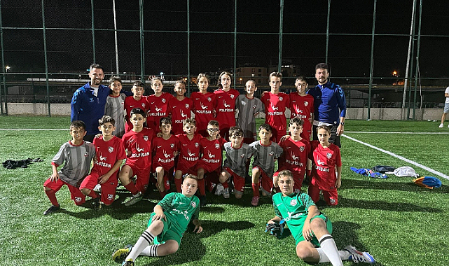 Kadıköyspor’un minikleri çeyrek finalde
