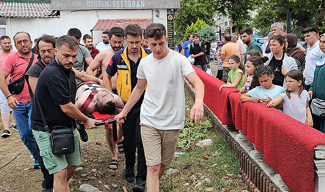 Kastamonu'nun Cide ilçesinde denize giren  B.K.' akıntıya kapılarak boğulma tehlikesi geçirdi