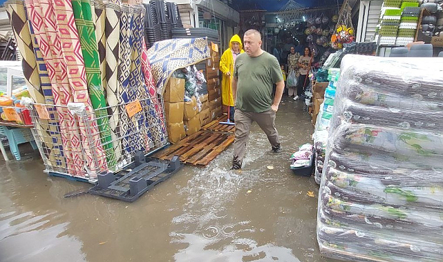 Kocaeli'de yollar nehre döndü