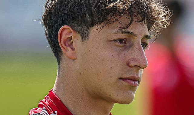 Mustafa Tan milli takımla İrlanda’ya gitti