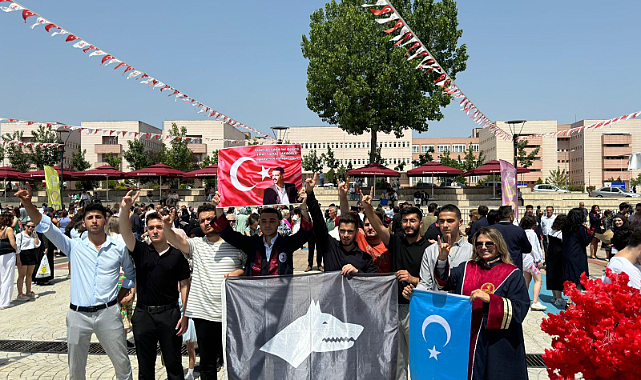 OMÜ'de Bozkurtlu mezuniyet