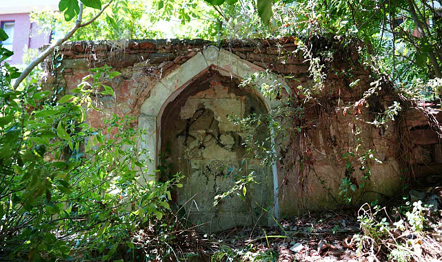 Osmanlı mirası çöplüğe döndü