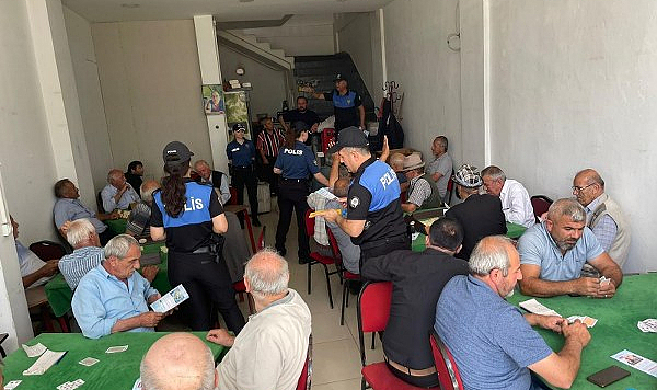 Samsun'da polisten 1145 vatandaşa güvenlik bilgilendirmesi