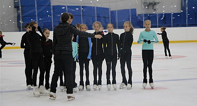 Samsun'da uluslararası buz pateni gelişim kampı başladı