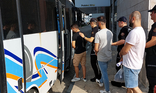 Samsun'da uyuşturucu ticareti yapan 5 kişi tutuklandı