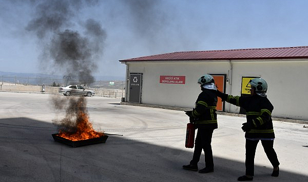 Samsun'da Vezirköprü Devlet Hastanesi personeline yangın eğitimi verildi