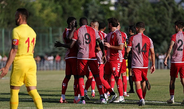 Samsunspor'un son hazırlık maçı Rizespor'la