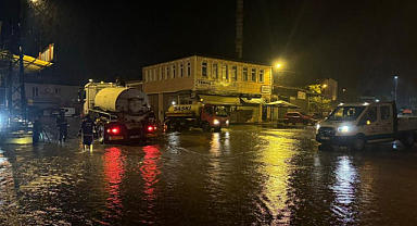 Terme'de ev ve işyeri su taşkınlarına maruz kaldı
