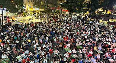 Terme meydanı doldu