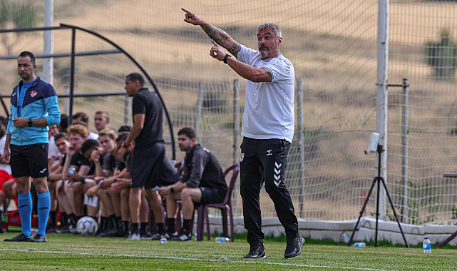 Thomas Reis raporunu oluşturuyor