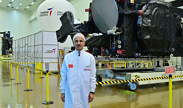 Türkiye'nin ilk yerli ve milli uydusu TÜRKSAT 6A'nın ateşleme aşamalarının başarıyla gerçekleşiyor