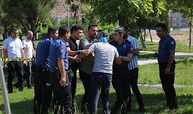 Afyonkarahisar'da su kanalında cesedi bulunan 19 yaşındaki S.T.'nin cinayete kurban gittiği anlaşıldı