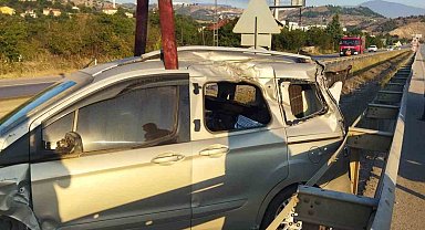 Araç bariyere çarpıp su kanalına girdi: 1 ölü, 2 yaralı