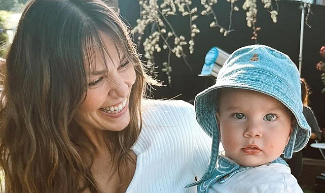 Aslı Enver'in kızının adımlarını paylaştı