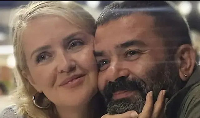 Bülent Şakrak ile Esra Akpınar ayrıldı mı? Akpınar’dan yatak pozu!