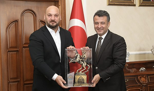 CHP'li Serhat Türkel'den AK Partili Halit Doğan'a ziyaret