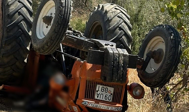 Devrilen traktörün altında kalan yaşlı adam hayatını kaybetti