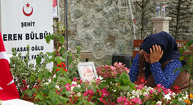 Eren Bülbül ölümün 7. yıldönümünde gözyaşları ve dualarla anıldı