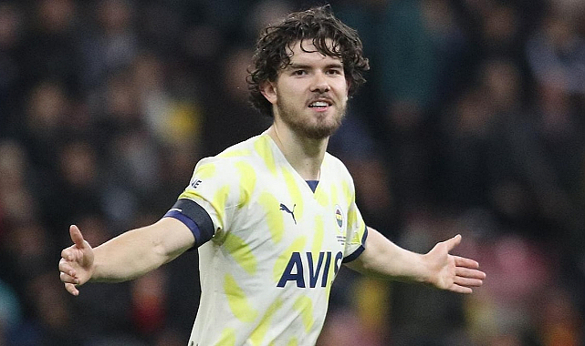 Fenerbahçe, Ferdi Kadıoğlu'nun Brighton'a transferini KAP'a bildirdi