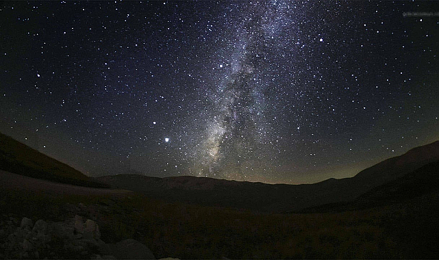 Gök taşı yağmuru ateş topları gibi görülecek