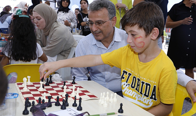 İhsan Kurnaz’dan çocuklara özel etkinlik