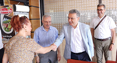 İhsan Kurnaz meclis üyeleriyle buluştu