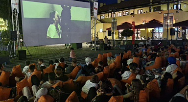 İlkadım'da açık havada sinema keyfi