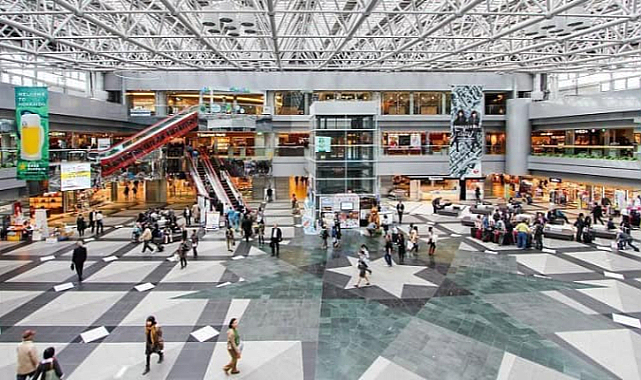 Japonya Havaalanında kaybolan makas yüzünden 36 uçuş iptal edildi