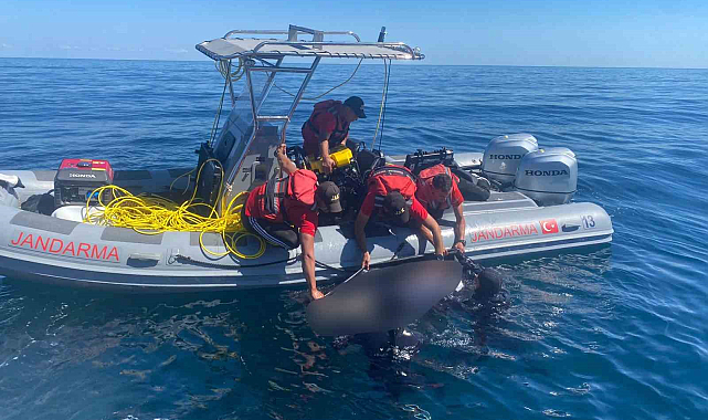 Karadeniz'de batan teknenin kaptanını arama çalışması sürüyor