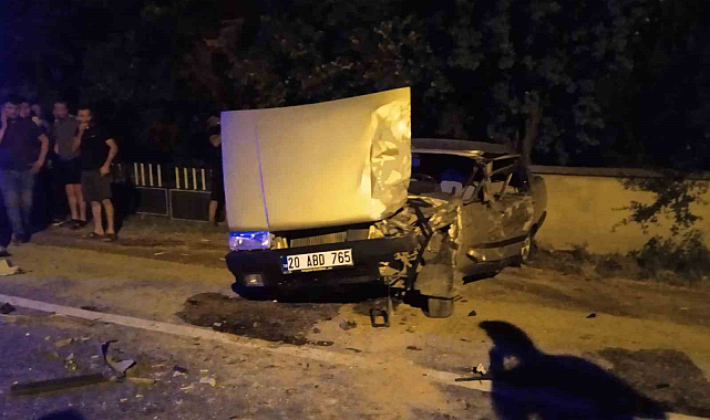 Kaza yapan otomobillere tır çarptı: 1 ölü, 1 yaralı