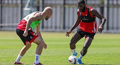 Laura, Samsunspor’da formayı kapmak istiyor