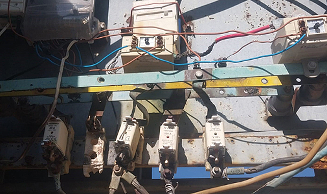 Malatya'nın Akçadağ ilçesinde 16 yaşındaki Batuhan Vahap Akbaş, elektrik akımına kapılıp öldü