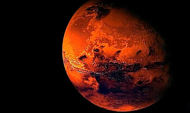 Mars'ın derinliklerinde su keşfedildi