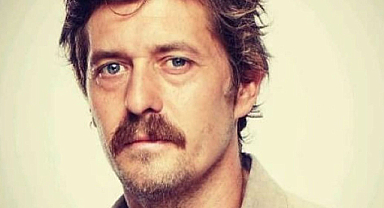 Mete Horozoğlu yeni haliyle şaşırttı