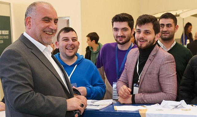 Öğrenciler istedi İbrahim Sandıkçı yaptı 