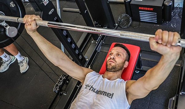 Okan Kocuk örnek oluyor