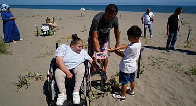 Samsun'da engellilerden kum zambaklarına koruma çabası