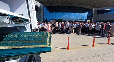 Samsun'da intihar eden doktor Ayhan Haspulat için tören