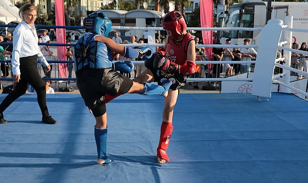 Samsun'da muay thai turnuvası başladı